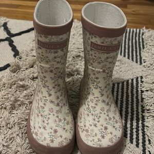 Jamie Kay girls rain boots size 8.5